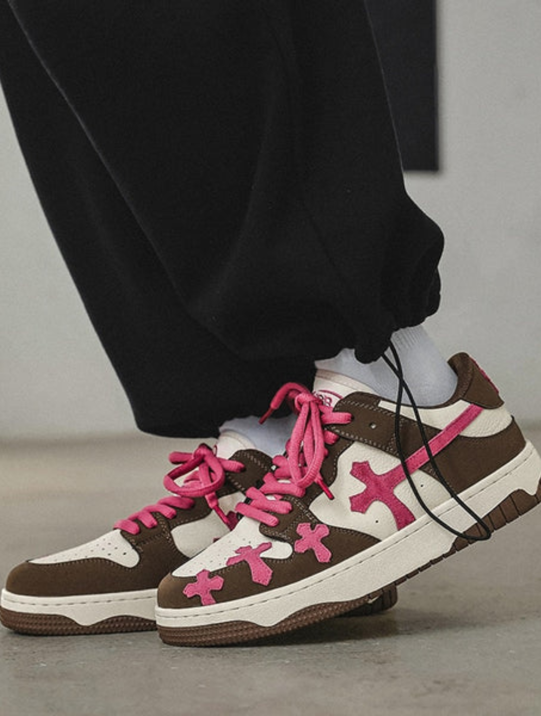 REBELSTRIDE™ | PINK CROSS SNEAKERS